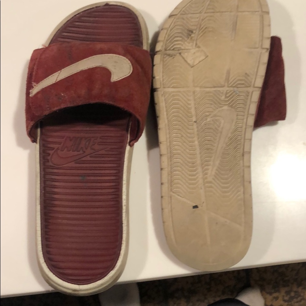 Used Nike sandals